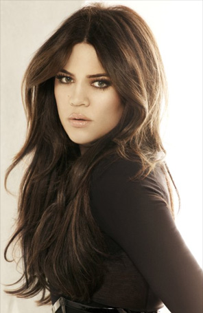 <i>- Não vejo a hora de ver Kim sendo mãe!</i>, diz Khloé Kardashian