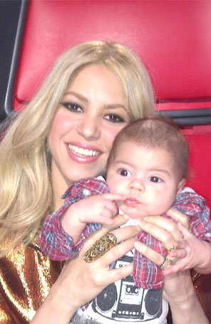 - <i>Eu vou amamentar até ele ir para a universidade!</i>, diz Shakira sobre o filho