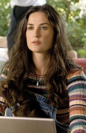 Demi Moore não quer falar sobre sua ausência em festa de graduação da filha
