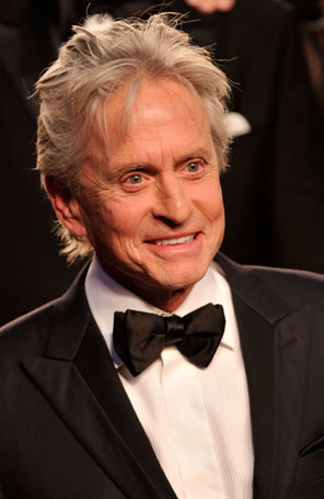 Michael Douglas revela a causa do câncer na garganta, saiba mais!