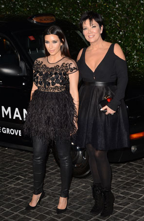Com a ajuda da mãe, Kim Kardashian planeja vender as fotos do filho