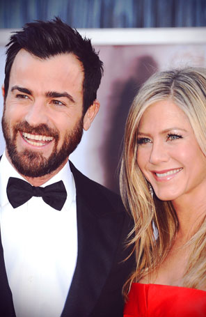 Jennifer Aniston e Justin Theroux podem adiar casamento até o Natal