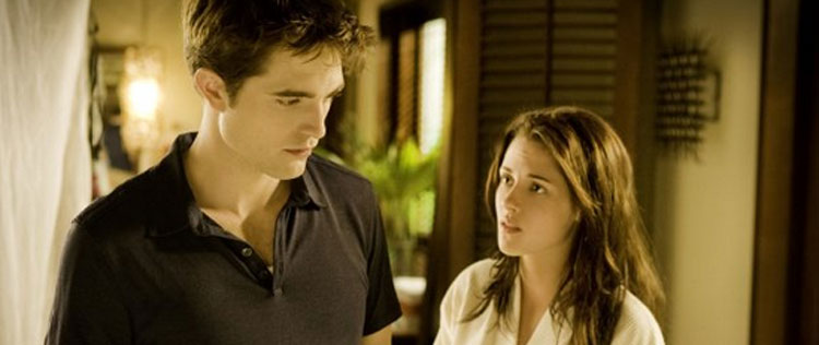 Para superar o término do namoro com Kristen Stewart, Robert Pattinson está escrevendo canções