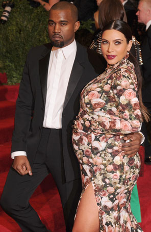 Kim Kardashian e Kanye West ainda não escolheram o nome da filha