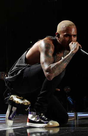 Chris Brown tirou dueto com Rihanna do seu novo álbum
