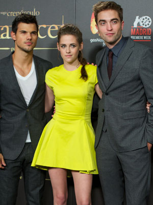 Taylor Lautner ficou do lado de Kristen Stewart após término de namoro com Robert Pattinson