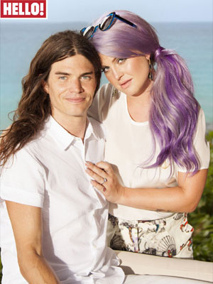 Kelly Osbourne anuncia noivado com Matthew Mosshart