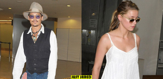 Johnny Depp chega ao Japão acompanhado de Amber Heard