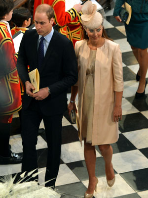 Kate Middleton e William estão no Palácio de Kensington à espera do bebê
