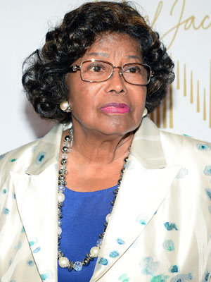 Katherine Jackson se recusa a responder sobre dependência de Michael Jackson