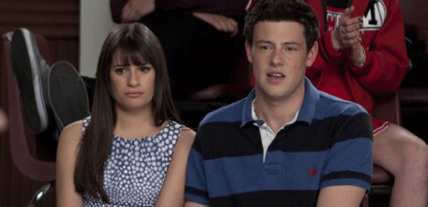 Lea Michele ainda não consegue conversar com alguns de seus colegas de elenco