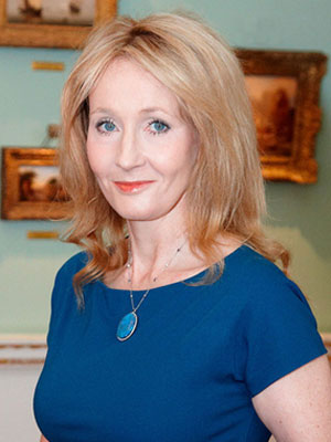 J.K. Rowling ganha processo contra empresa que revelou seu pseudônimo