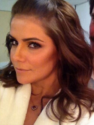 Ex de Deborah Secco volta atrás e afirma que decisão de terminar o namoro foi de comum acordo