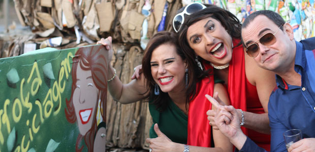 Narcisa Tamborindeguy vira catadora de lixo por um dia