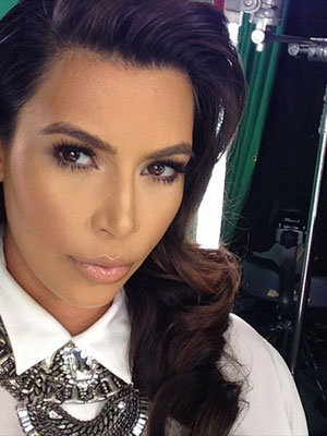 Kim Kardashian pretende lançar coleção de roupas infantis