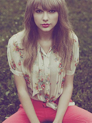 - <i>O único amor que vale a pena é o amor do qual vale a pena cantar</i>, diz Taylor Swift