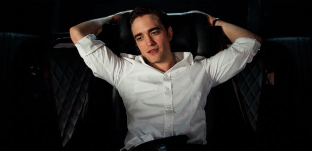 Robert Pattinson está curtindo a vida de solteiro em nova mansão, saiba mais!