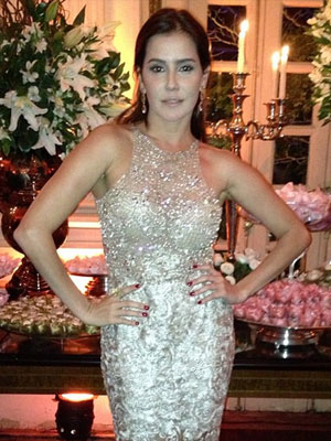Deborah Secco voltará para a TV e participará de <i>A Grande Família</i>