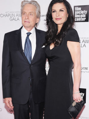 Transtorno bipolar de Catherine Zeta-Jones seria um dos motivos do fim do seu casamento