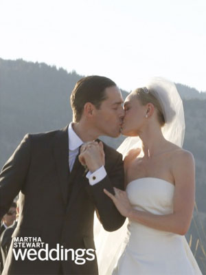 Kate Bosworth se casa com dois vestidos <i>Oscar de la Renta</i>