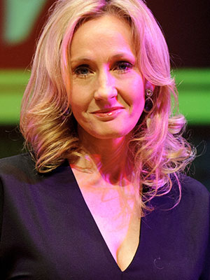 J.K. Rowling, autora de <i>Harry Potter</i>, adaptará livro da franquia bruxa para o cinema