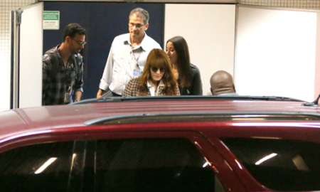 Florence Welch desembarca no Rio de Janeiro