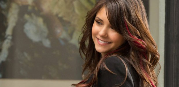 Nina Dobrev afirma que sua <i>vida acabou</i> por <i>Game of Thrones</i>