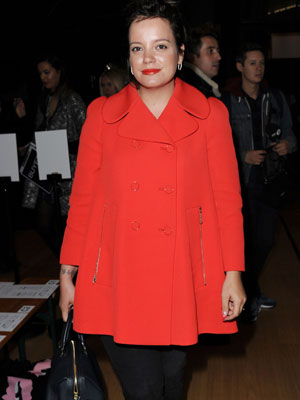 Lily Allen quer perder peso antes de voltar para os palcos e está frustrada