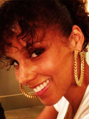 <i>Me sinto em casa aqui!</i>, escreve Alicia Keys, em carta apaixonada ao Brasil