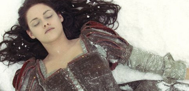 Kristen Stewart leva fora de diretor, segundo <i>site</i>