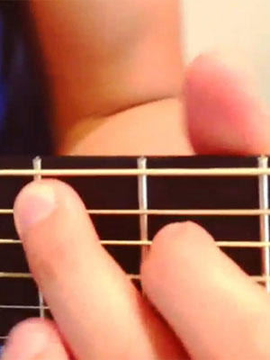 Edson Celulari publica vídeo de Enzo tocando John Mayer