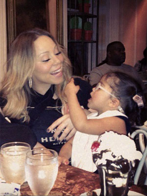 Mariah Carey registra momento carinhoso com a filha