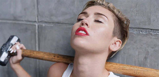 Miley Cyrus fala sobre música que teria sido escrita sobre Liam Hemsworth