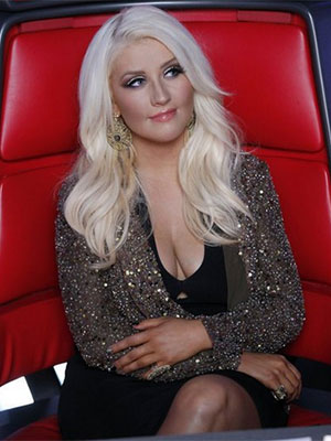 Christina Aguilera diz que seu filho é mais importante do que seus exercícios