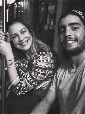 Luana Piovani usa metrô para ir a <i>show</i> no Rio de Janeiro