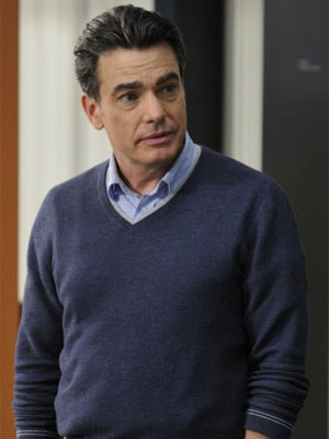 Peter Gallagher, o Sandy Cohen de <i>The O.C</i>, se encontra com o elenco <i>o tempo todo</i>