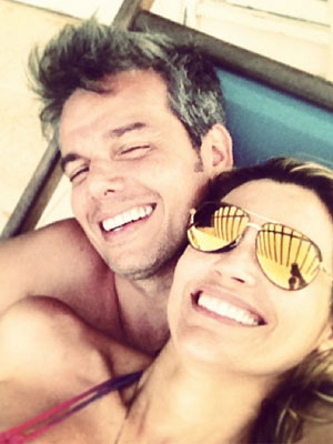 Flávia Alessandra fala sobre <i>striptease</i> de Otaviano Costa na TV. Confira!