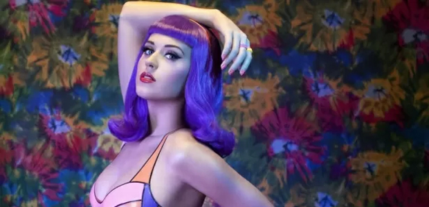 - <i>Fiquei na cama por cerca de duas semanas</i>, revela Katy Perry sobre fim do casamento