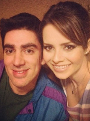 Sandy grava clipe ao lado de Marcelo Adnet, veja a foto!