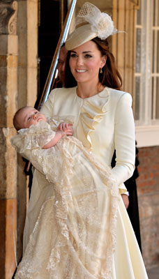 Saiba a grife escolhida por Kate Middleton no batizado do filho!