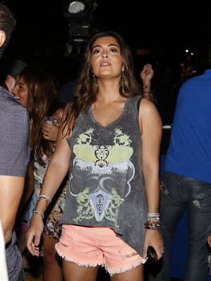 <i>Ganhei um vale night</i>, diz Juliana Paes sobre passeio sem os filhos e o marido