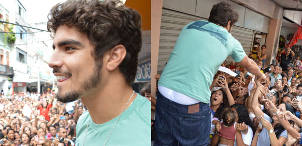 Caio Castro mostra <i>underwear</i> no Recife
