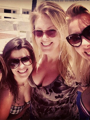 Ana Hickmann exibe decote em foto, veja aqui!