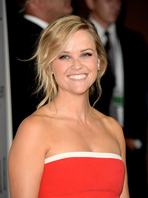 Reese Witherspoon não quer que Courtney Robertson, de <i>The Bachelor</i>, lance livro, saiba mais!