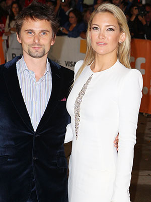 Kate Hudson e Matthew Bellamy tem casamento em casa, entenda!