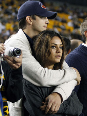 Ashton Kutcher e Mila Kunis querem se casar no palácio de Kensington