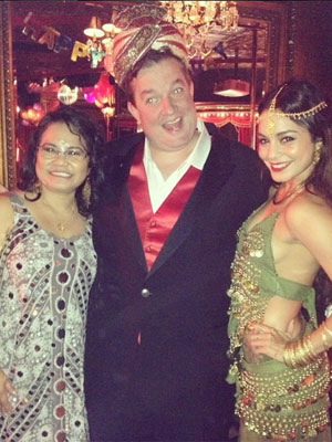 Vanessa Hudgens vira indiana, veja!
