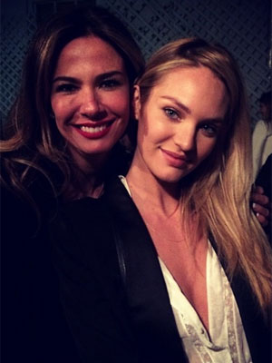 Luciana Gimenez posa com <i>Angel</i> da <i>Victoria´s Secret</i>, veja!