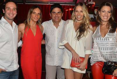 Adriane Galisteu e Ticiane Pinheiro se reúnem em festa antecipada de Natal
