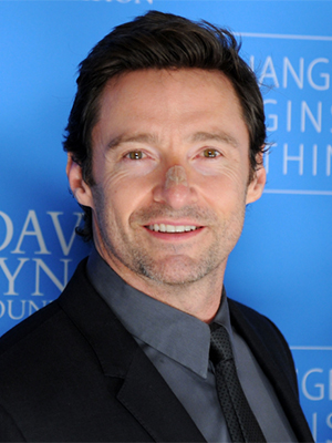 Hugh Jackman vai a evento com curativo no nariz. Entenda!